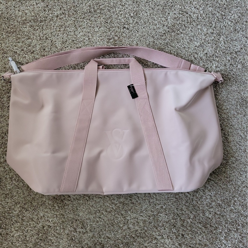 Victoria's Secret Weekender Duffle Bag NWT Pink Large Travel Gym Tote $59.95